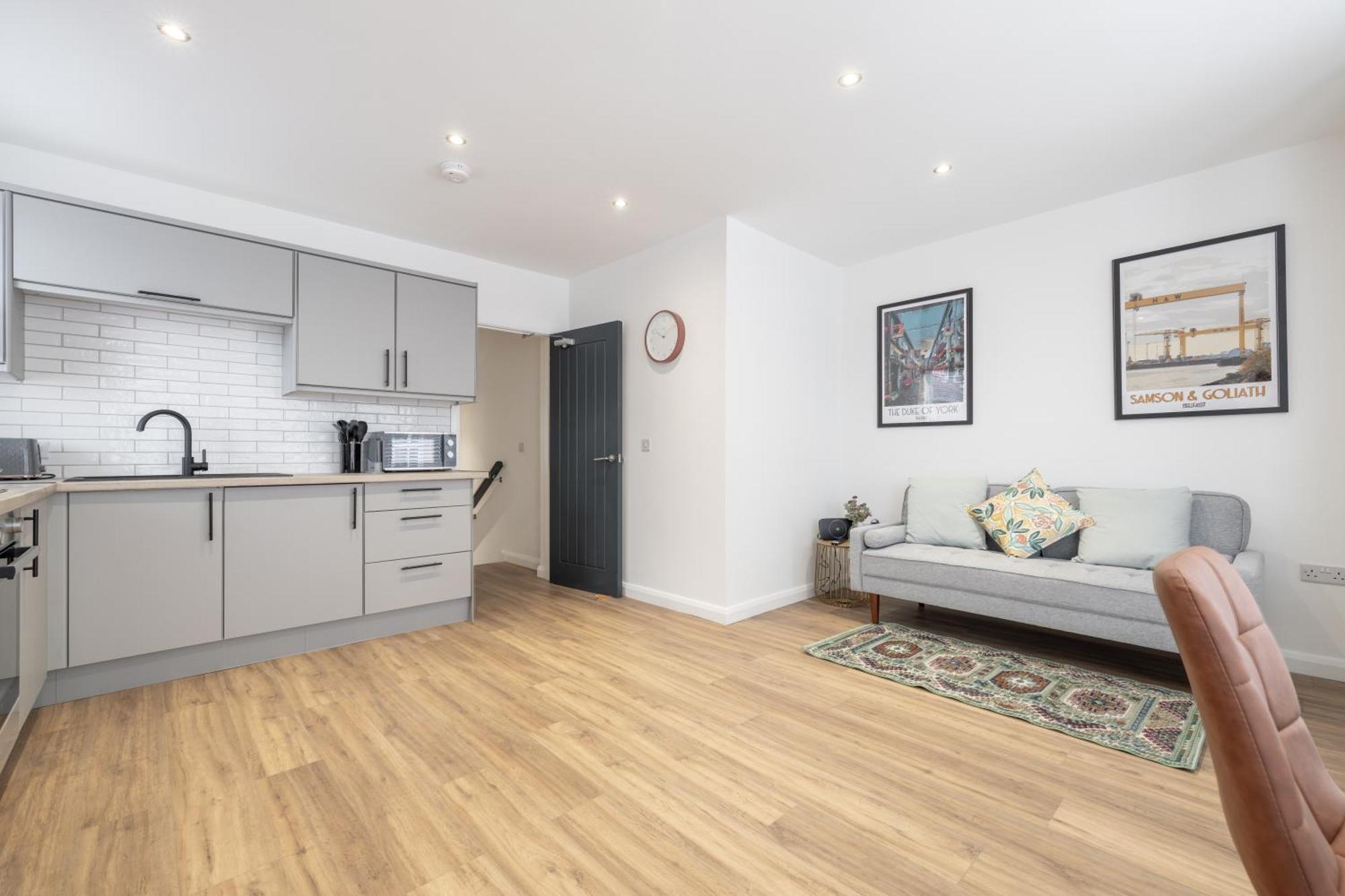 Bliss Stay Belfast The Mount Экстерьер фото