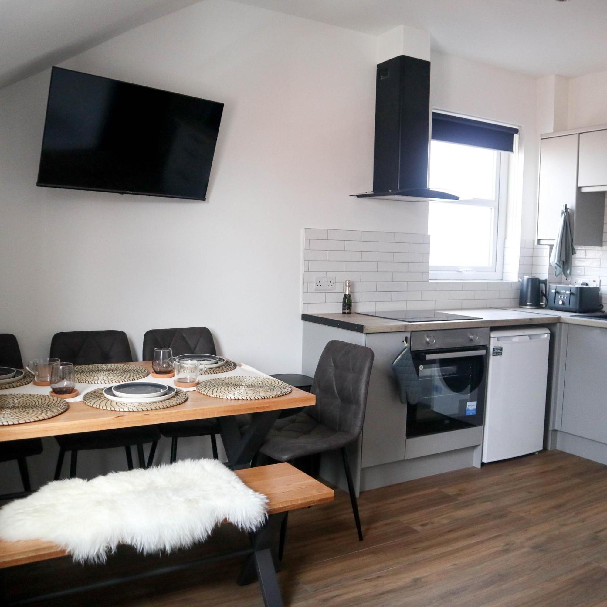 Bliss Stay Belfast The Mount Экстерьер фото